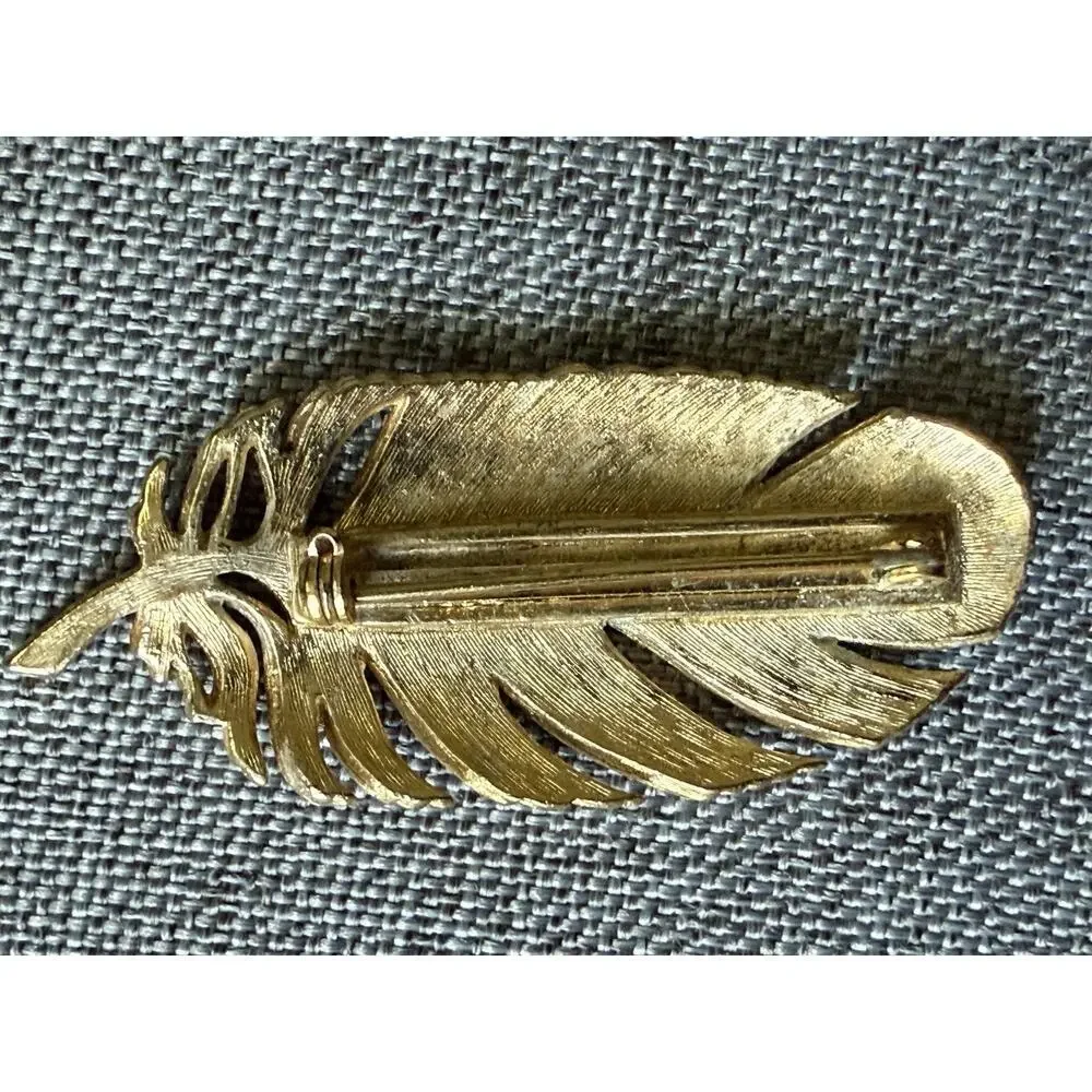Vintage Leaf Goldtone Brooch Statement Retro Autumn Fall MCM Whimsycore